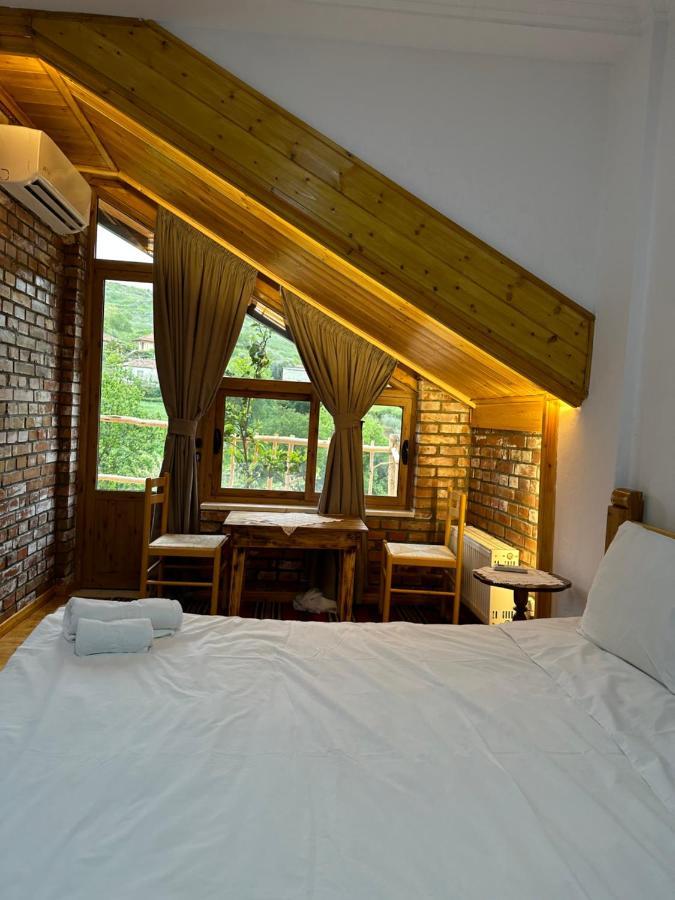 Hotel Alpeta Agrotourism&Winery - Roshnik , Berat Extérieur photo