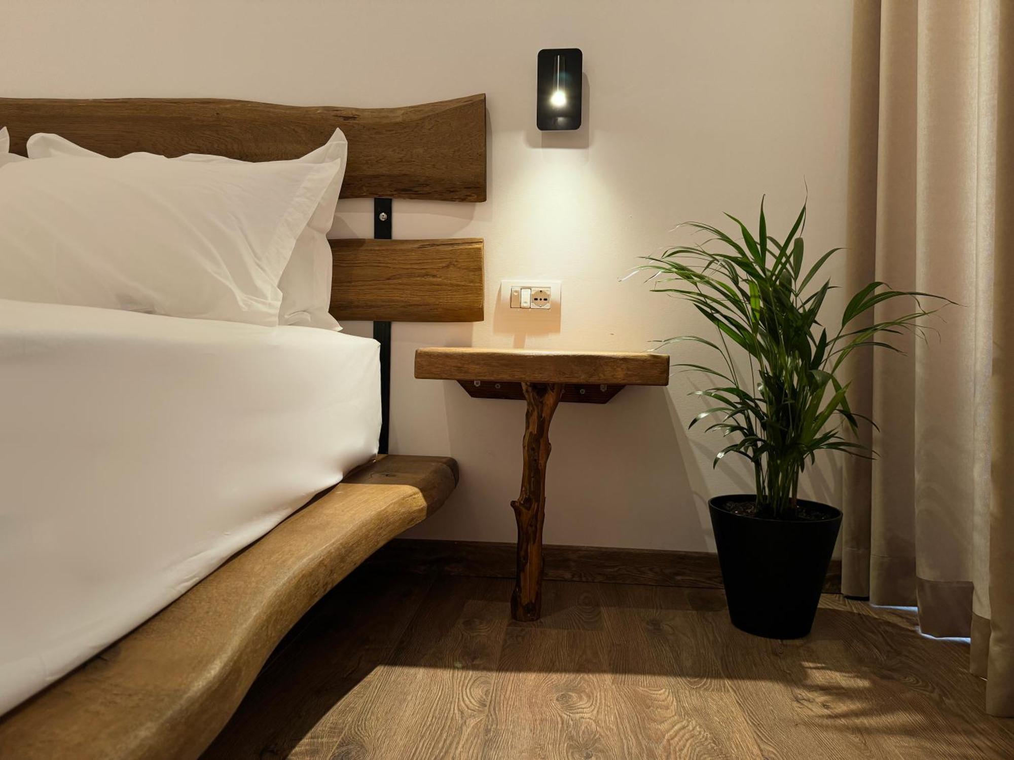Hotel Alpeta Agrotourism&Winery - Roshnik , Berat Extérieur photo